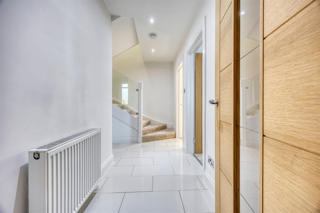 5, Woodneuk Terrace, Glasgow photo 2