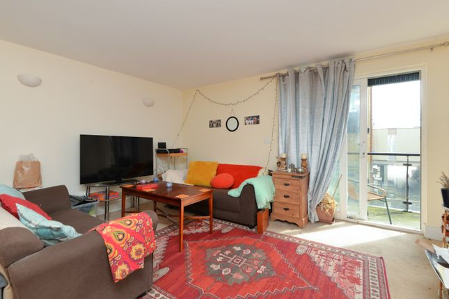 Flat for sale in Flagstaff Court, Canterbury