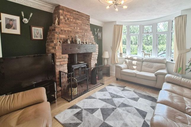 36, Chester Road North, Brownhills photo 3