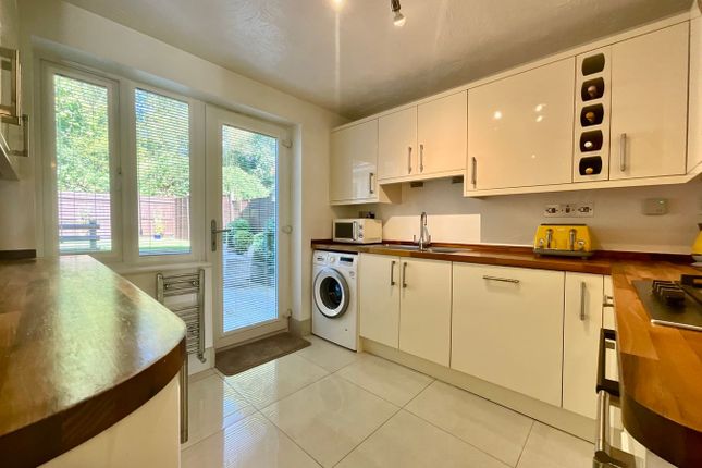 Priory Way, Newport photo 3