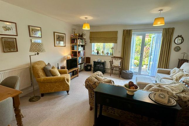 15, Garnstone Drive, Hereford photo 3