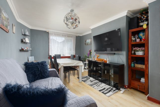 45, McGrigor Road, Rosyth photo 2