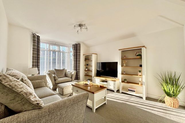 5, St Johns Road, Bexhill-on-Sea photo 2