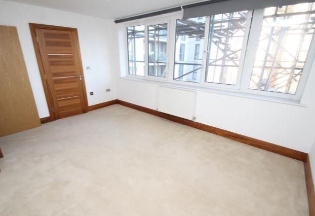 Flat for sale in Scarbrook Road, Croydon, Surrey