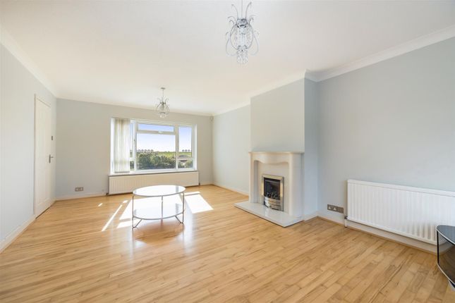94, Marine Crescent, Worthing photo 4