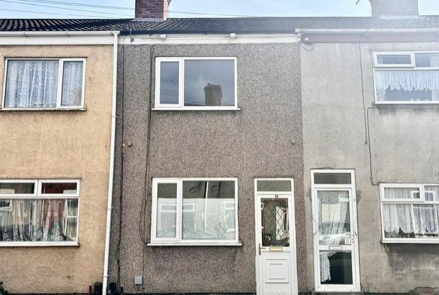 Terraced house to rent in Castle Street, Grimsby