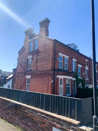 Thumbnail Shared accommodation to rent in Kings Road, Doncaster
