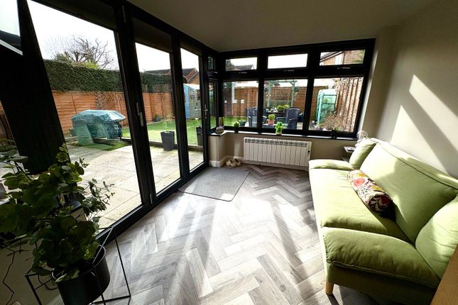 30, Kirtley Way, Leicester photo 4