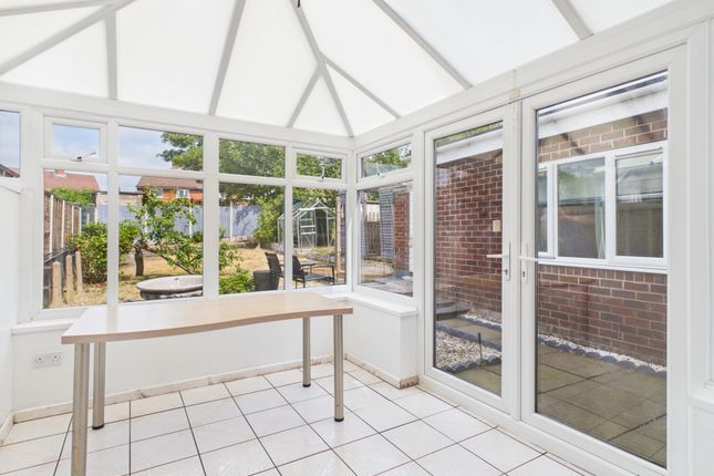 11, Hoskins Road, Tunstall photo 4