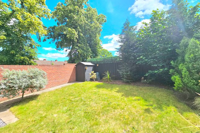 13 Rowden Drive, Birmingham photo 4