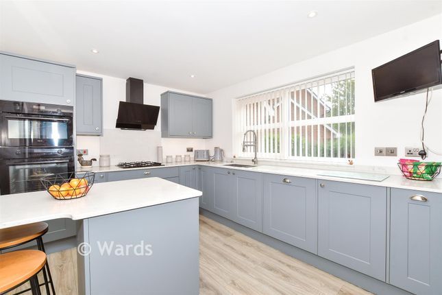12, Crabtree Close, West Malling photo 3
