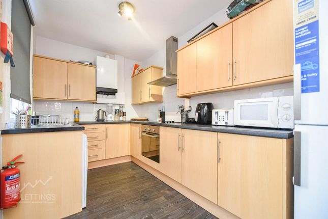 27, Peveril Road, Sheffield photo 3