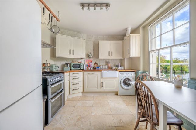 12B,, Westbourne Terrace Road, London photo 3