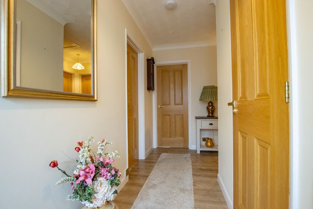 39 Mountbatten Road, Dersingham, Norfolk photo 3