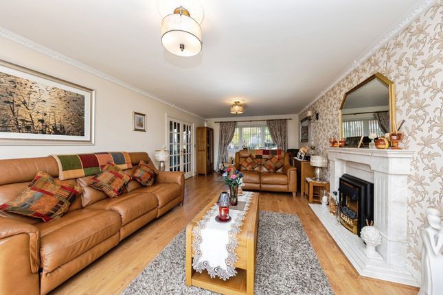 120, Water Street, Carmarthenshire photo 4