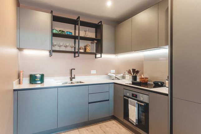 Flat for sale in The Eight Gardens, Watford