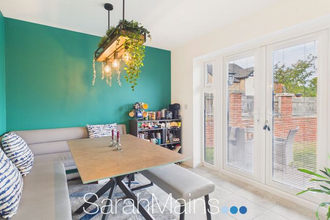 25 Eden Crescent, Chester Le Street photo 3