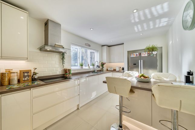 43, Acacia Avenue, West Drayton photo 4