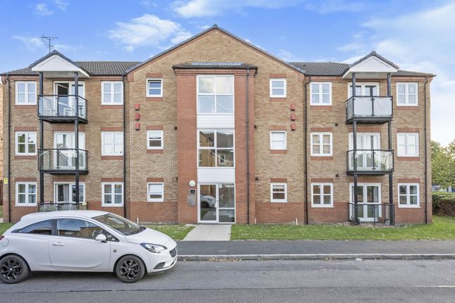 Thumbnail Flat for sale in Fewston Way, Lakeside, Doncaster