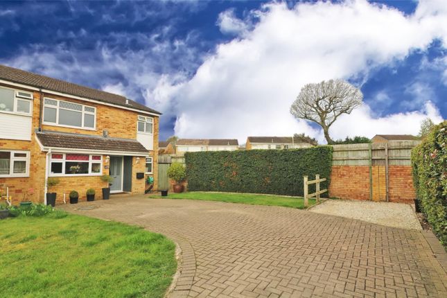 Thumbnail Semi-detached house to rent in Ilchester Mews, Caversham, Reading, Berkshire