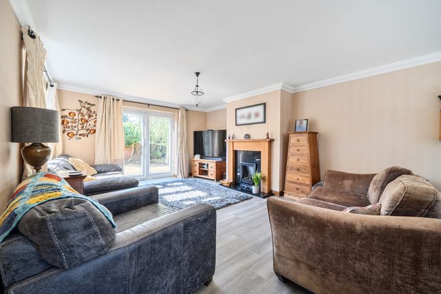 28a, Swan Cottage  Harcourt Road, Maidenhead photo 4