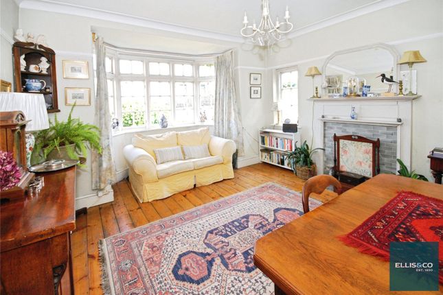 62, Park View Gardens, Hendon photo 2
