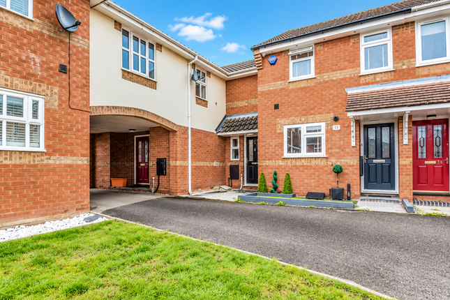 1-bed flat on Basildon, £1,400/mo