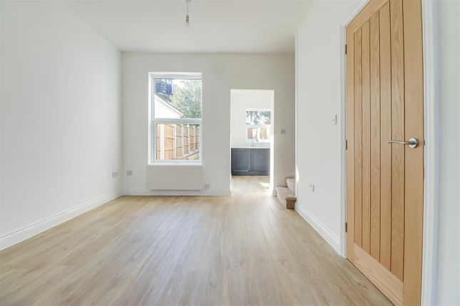 536, Fairfax Drive, Westcliff-On-Sea photo 4