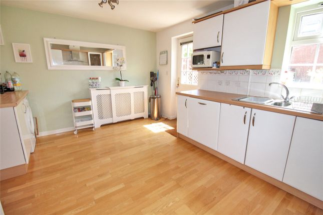110, Redhouse Way, Swindon photo 5