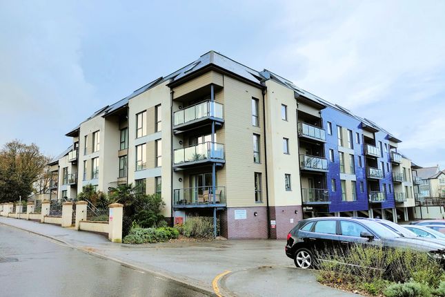 Flat for sale in Bar Road, Falmouth
