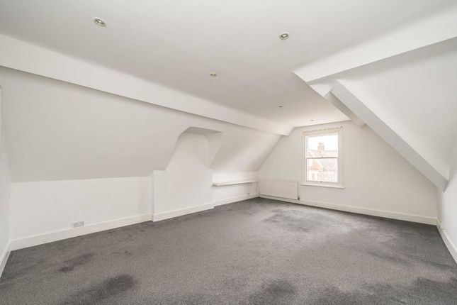 Flat 5, Cornwell House, 59, The Avenue, Kew photo 2