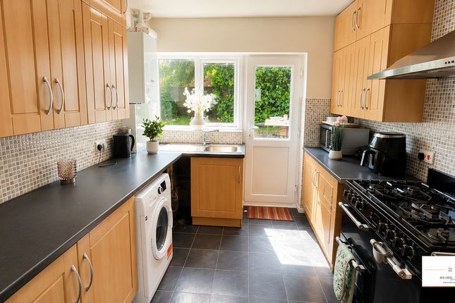 9, Lanfranc Gardens, Canterbury photo 2