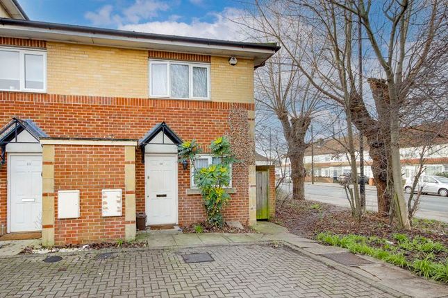 Terraced house for sale in Pentland Close, London