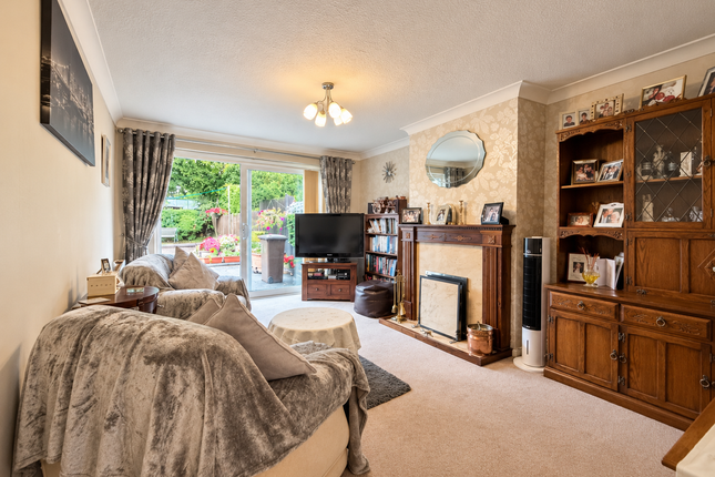 16, Ballens Road, Chatham photo 3