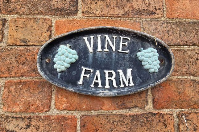 Vine Farm, Low Street, East Drayton photo 2