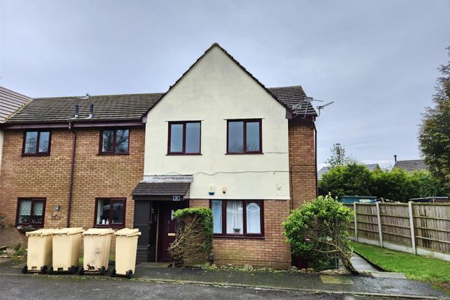 1-bed flat on Redstock Close, Westhoughton, £525/mo