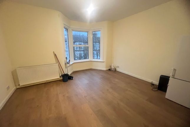 19A, Lowden Road, London photo 5