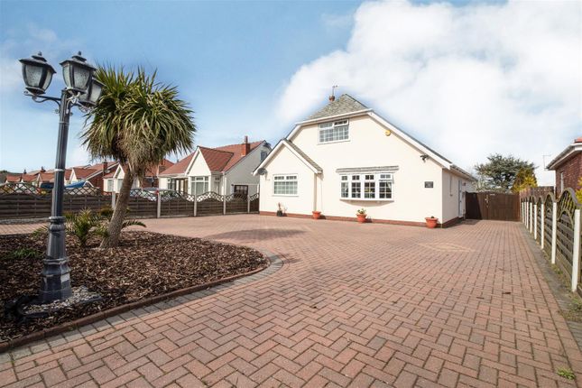 Thumbnail Detached bungalow for sale in New Cut Lane, Southport