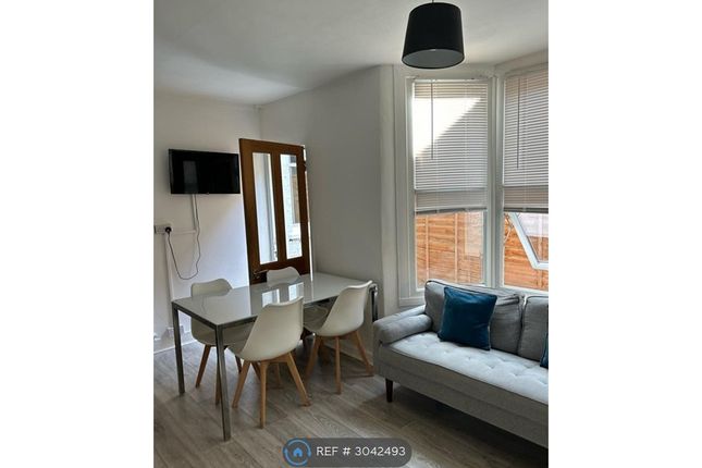 Ethnard Road, Peckham, London photo 3