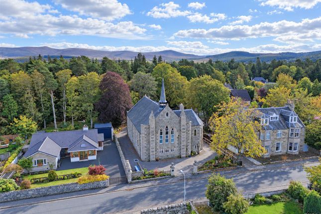 5 Woodside Hall, Woodside Avenue, Grantown on Spey photo 4