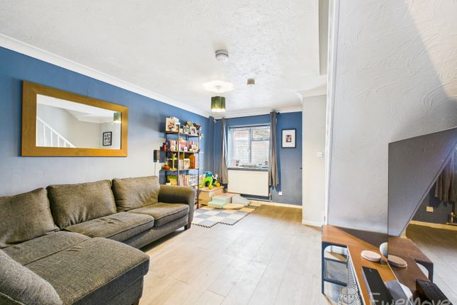 33, BUTTERMERE CLOSE, BORDON photo 3