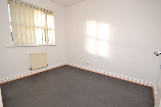 8, Woodville Road, Wigan photo 5