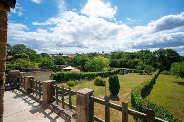 2, Ash Cottages, Crow Lane, Dronfield photo 3