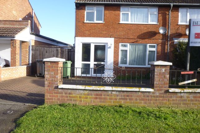 Thumbnail Semi-detached house to rent in Brooklands Drive, Leighton Buzzard
