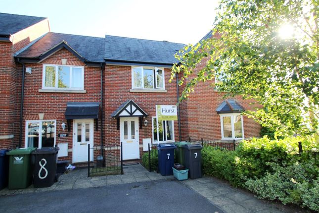 2 bed terraced house to rent in Shrubbery Close, High Wycombe HP13