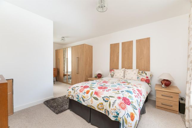 7, Middleton Court, Otley photo 4