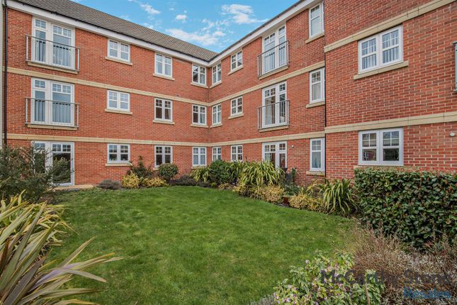 28 Rosebud Court, Westfield Road, Wellingborough photo 2