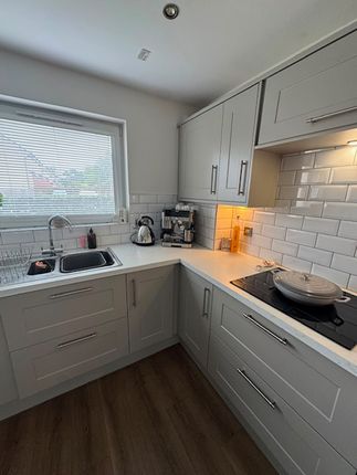 Maplewood Park, Corstophine, Edinburgh, EH12 8WU, Edinburgh photo 5