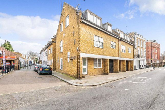 Flat for sale in Ruston Mews, London