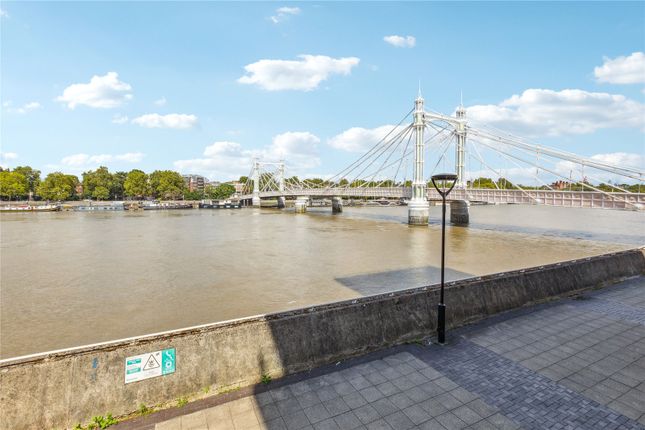 Flat for sale in Waterside Point, 2 Anhalt Road